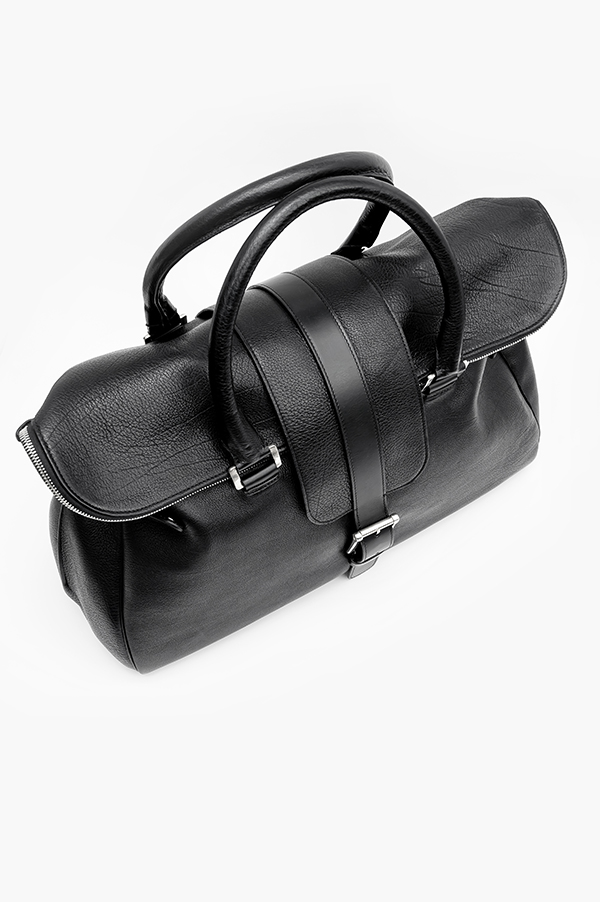 SUUS_Madrid's tweet photo. GIANVEER TRAVEL BAG WBB 02 BLACK 🖤
@SUUS_MADRID NEW COLLECTION 2023
AVAILABLE IN STORE AND ONLINE 🖥
WORLDWIDE SHIPPING 🌏
https://t.co/pFgWhW3Gf2
#adiciannoveventitre #deepti #MaurizioAmadei #gianveer #uppereastsidenyc #suus #biekverstappen #rickowens #formedexpression https://t.co/NzpSEFDZo4