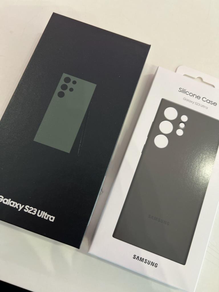 JimmyGTMO's tweet photo. S23 ULTRA finally arrived! Now to try the 200MP camera! 📷 #SamsungS23Ultra #Samsungpro https://t.co/lghyi2i488