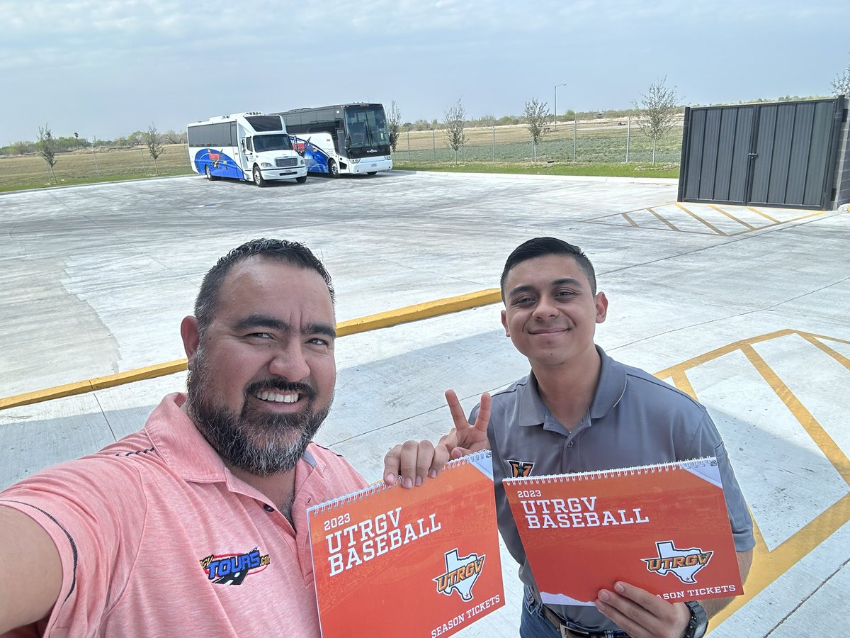 RGVTOURS's tweet photo. Iโve Got Mine !!! Get your season tickets today https://t.co/OAHUARxkAu #rgvtours #goutrgv #ralleythevalley https://t.co/mrwsSrqeXD