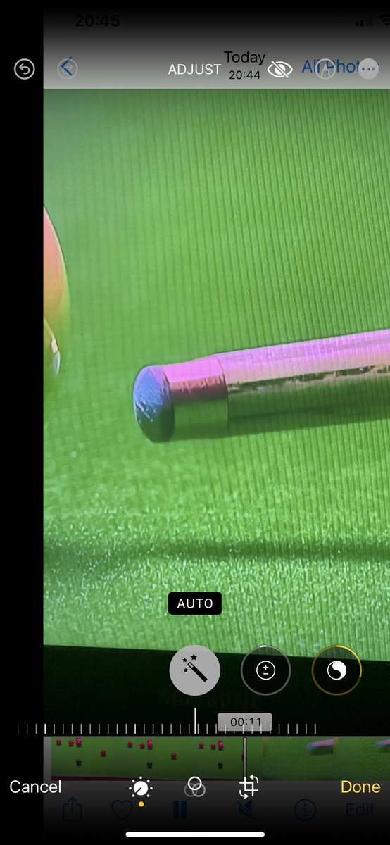 RebeccaKenna89's tweet photo. Ronnie needs a new ferrule as well as a new tip! ๐ฅด #tipgate https://t.co/nlHdBkj4UF