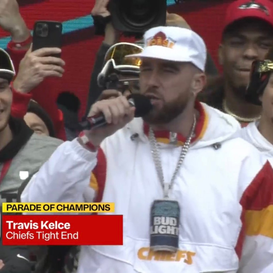 TheAthletic's tweet photo. A Bud Light chain?!

Travis Kelce is celebrating the Super Bowl win in style ✨ https://t.co/6Sv9btXXie