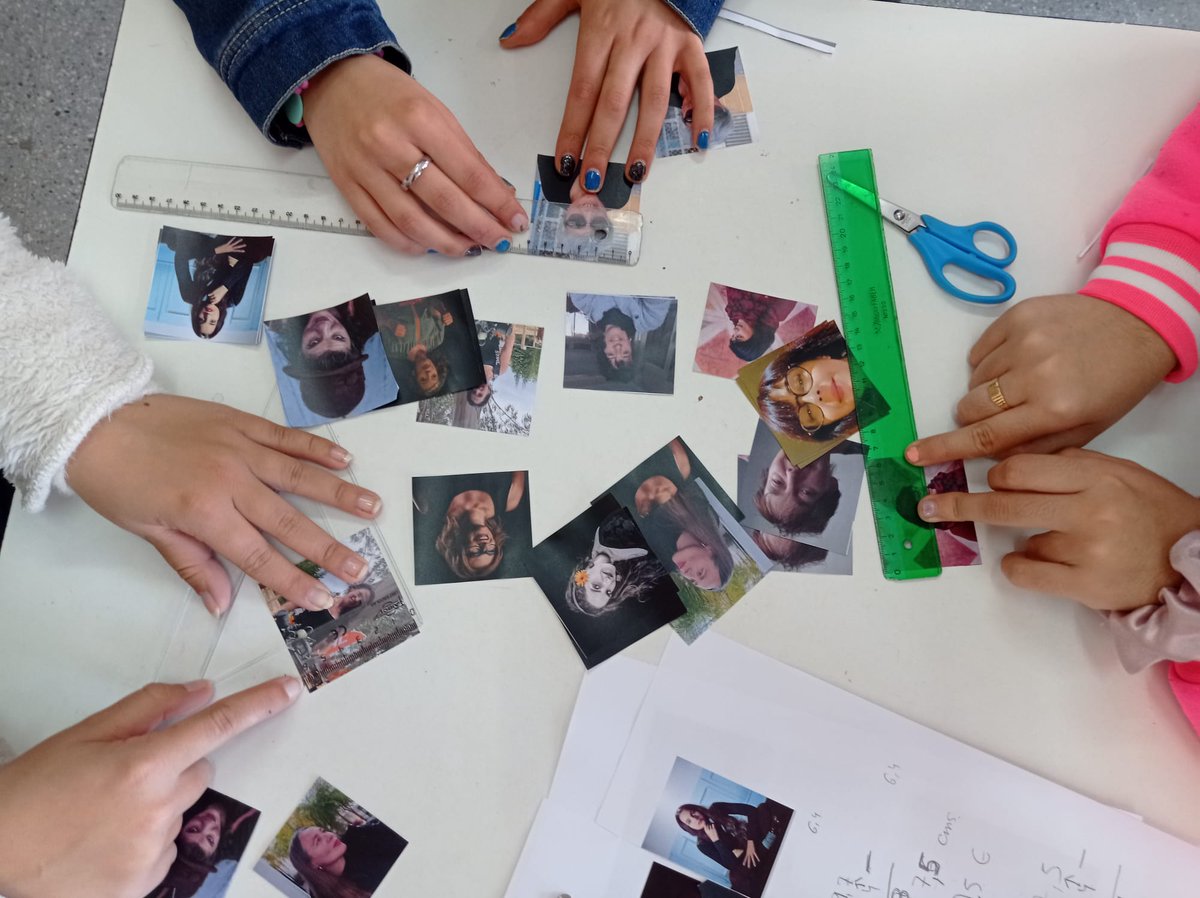 CEE_Tomillo's tweet photo. Manos a la obra...de arte!! Hacer el juego del Memory ArtistaZas, no sólo nos sirve para descubrir artistas, también para trabajar figuras geométricas, medición e incluso a entender la tabla del 2!! Seguimos con nuestros talleres!! #ReciclArte @CPR_Zafra @UpeBadajoz @SDiversid https://t.co/QaSXYmo1F4