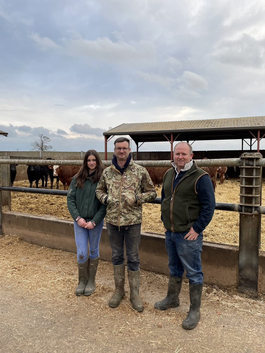 roseannebat's tweet photo. @MeatLinc @cattlefinishers Thank you for a great tour of your farms. Showing us how you and your neighbours work together to create sustainable farming systems that work @TheAHDB @Tim_J_Rycroft @WillJAgri @SamCharlton18 https://t.co/3gegxHP7Fk