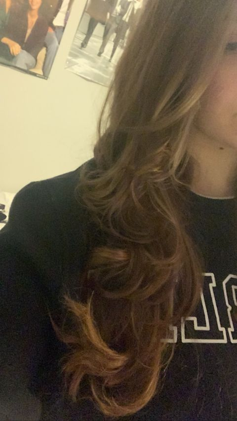 Brookeashxo's tweet photo. @bradmondonyc literally cut and curled my hair in 15 min with the butterfly haircut tutorial. IM IN LOVE. https://t.co/q8OR1U8a0N