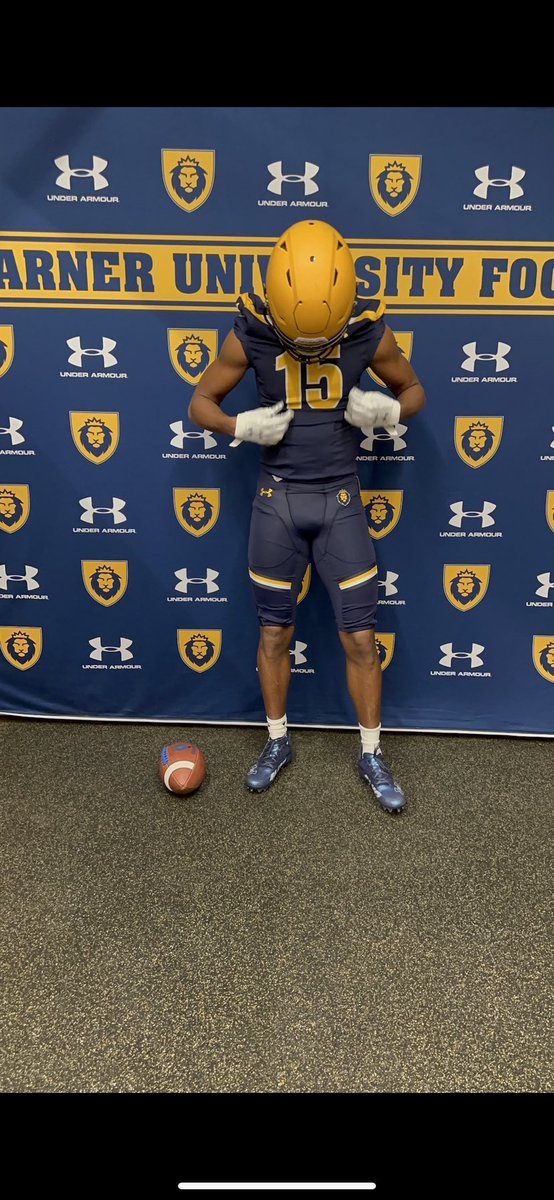 JayvynThomas's tweet photo. After a great conversation and visit with coach @dburks88 I am blessed to receive an offer from @WarnerUFootball https://t.co/nOZi3yx5Eg