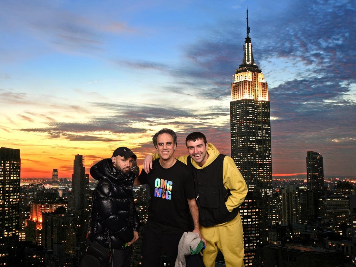 MSG sold out in a matter of seconds... <a href="/FourTet/">Four Tet</a> <a href="/Skrillex/">Skrillex</a> 

<a href="/TheGarden/">MSG</a> 
#OMGMSG