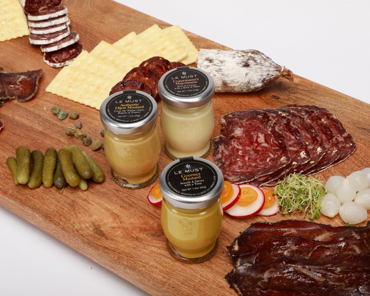 LeMustCondiment's tweet photo. Never too much if you have the board that can carry such.

Visit our website for more info.
#LeMust #singleservecondimentsandpreserves #inroomdining #luxuryhotelsandresorts #privatedining #privateaviation #privateyacht #yachtcharter
#organic https://t.co/XKulUwSt3W