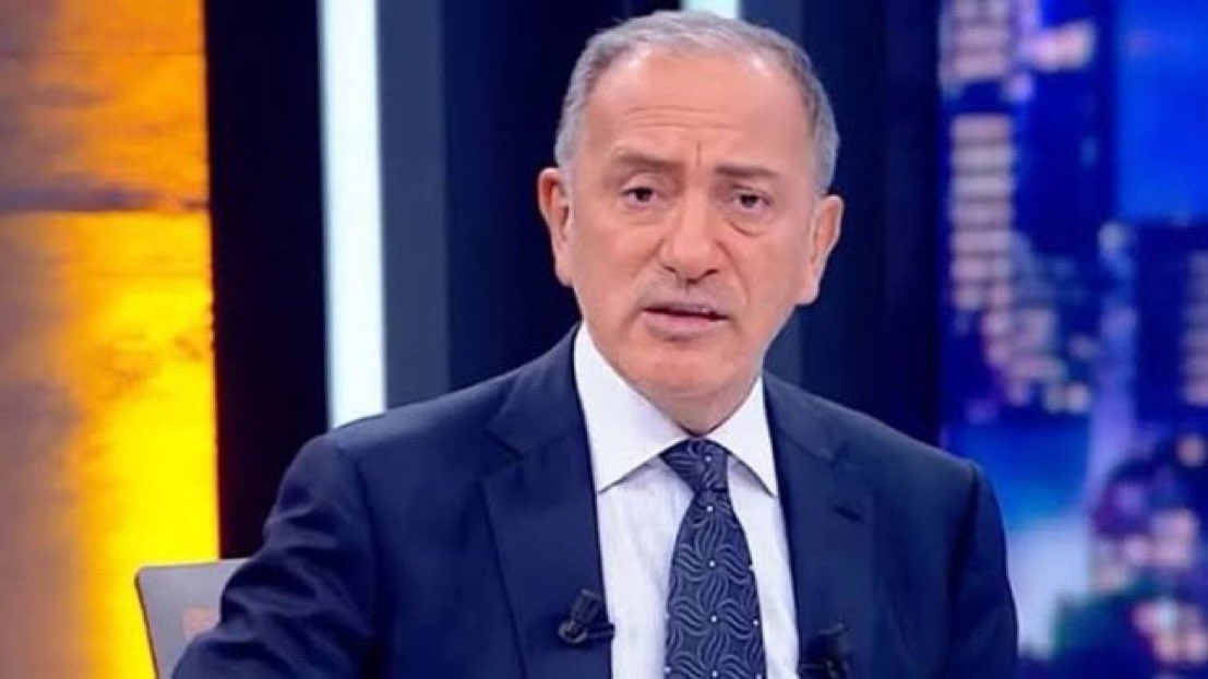 voiceofworldco's tweet photo. Fatih Altaylı:

Bağış toplamak da bağış yapmak saygıdeğer ve şahane bir iş ama zaten kamuya ait olan kurumların ve bankaların, kamuya ait paraları bir TV kampanyası aracılığı ile yine kamuya bağışlamaları ne kadar makul ya da yasal? https://t.co/MU7C2cj234