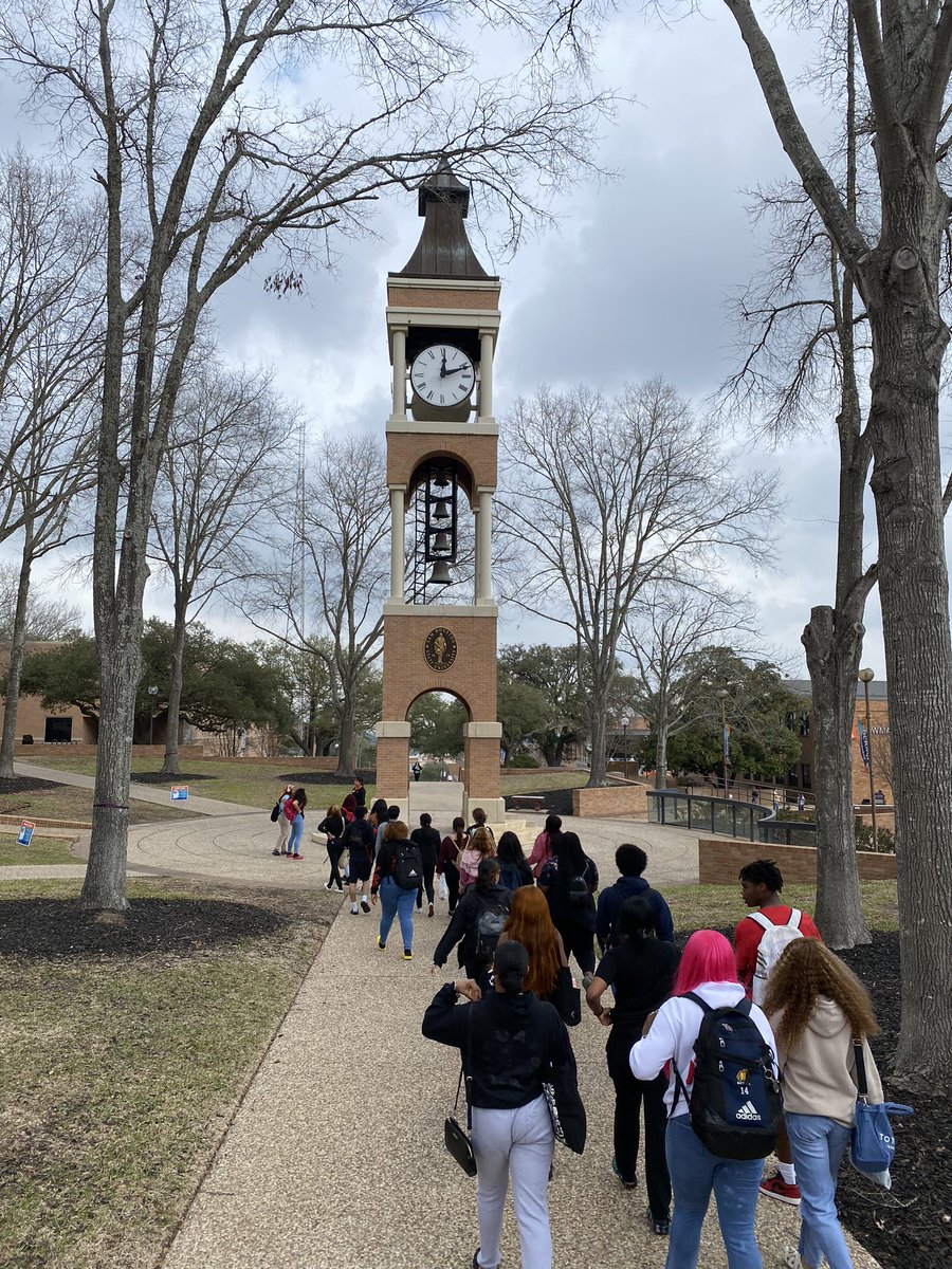 Nimitz HS Go Center tweet media