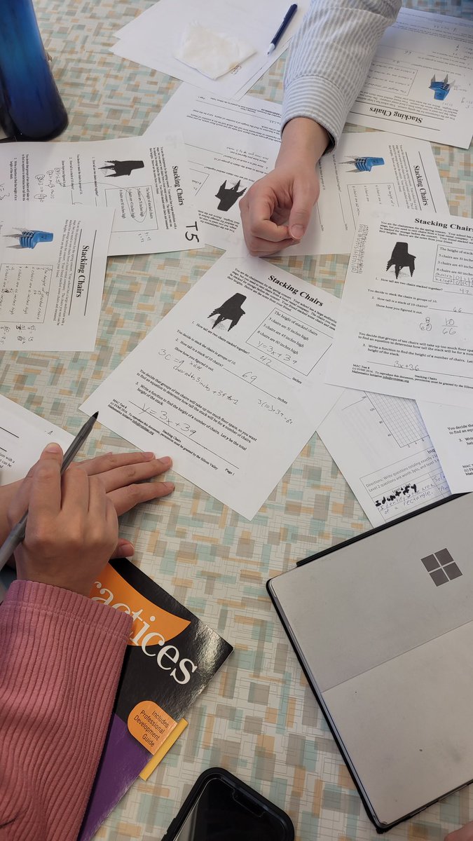 Mr_E_Math123's tweet photo. Thanks again, @transferhs teachers for another phenomenal session! You are all doing great things! 💯 Thanks, Aaron for helping to infuse the district focus to our citywide offering. #nycmath #CostasLevelsOfQuestioning https://t.co/mpSbi6Umbd
