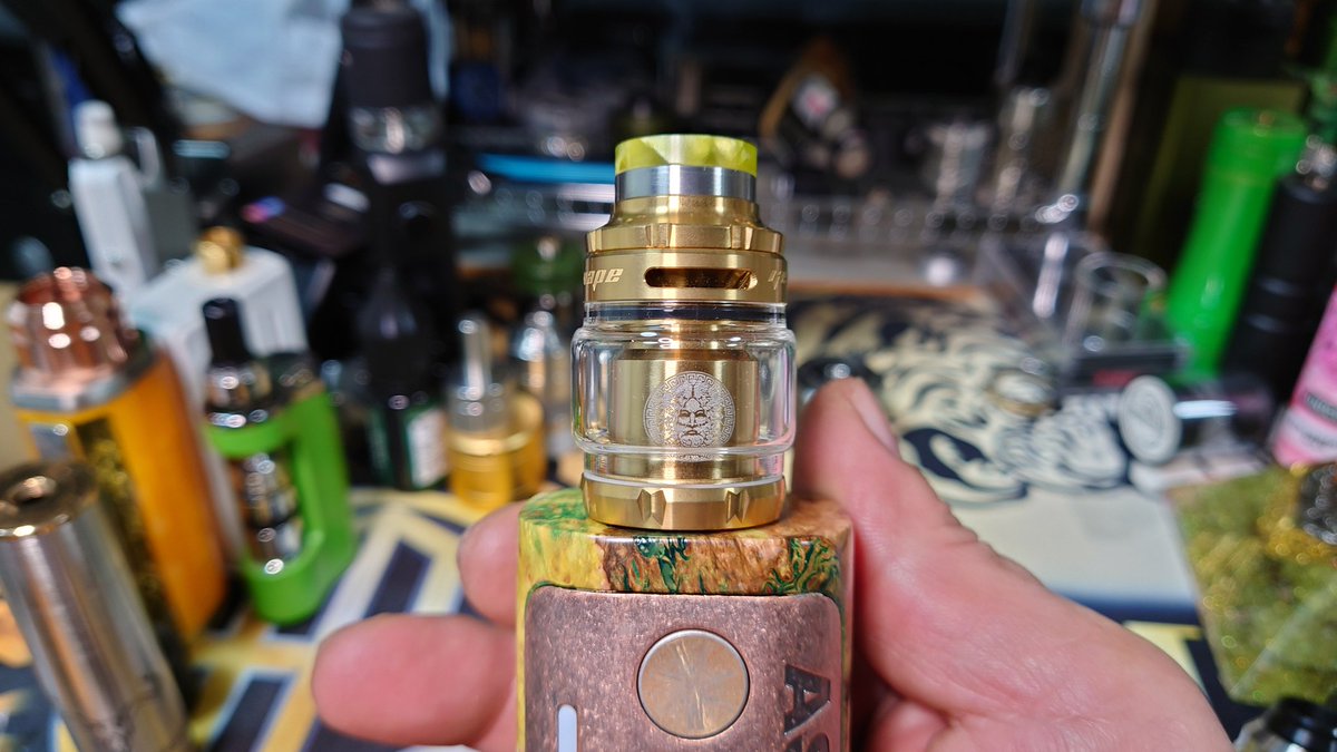 CebrjowHwScHCkj's tweet image. 皆さんおはよっチェ😆👍今日も宜しくご安全に🙇💦（→撮り貯め版） Lustro KODAMA + #zeusx mesh + #signaturetips 😋💦 #vape #vape好きな人と繋がりたい #VAPE好きと繋がりたい #VAPE初心者 #asMODus #Geekvape