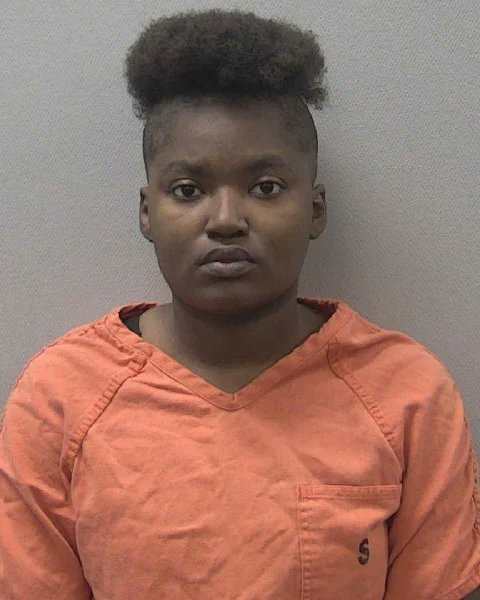 sentinelpatrol's tweet photo. Irmo, S.C. Christina Harrison has been arrested for the killing of a stranger in a Kroger parking lot. Yesterday, Alexandria Cress Borys, 26, was shot and killed in the grocery store parking lot. Harrison charged with murder and other crimes involving guns. https://t.co/COIzJKG9tT