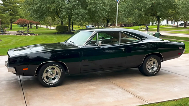 Spotless 1969 Dodge Charger R/T Daily Driver
Read more => bit.ly/419XWJI