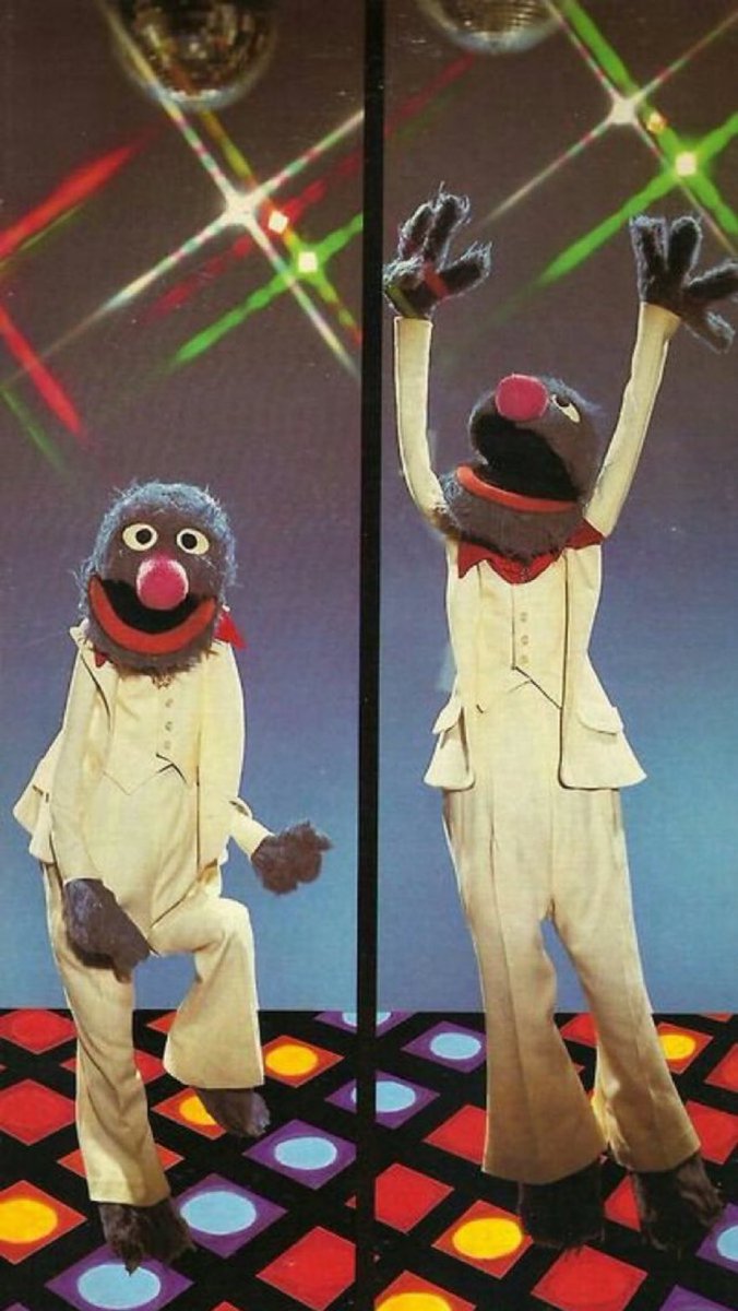 Super70sSports's tweet photo. Grover got so deep into the NYC party scene he was briefly suspended from Sesame Street in 1979 for snorting cocaine off a hooker in Studio 54. https://t.co/3yjHELensk