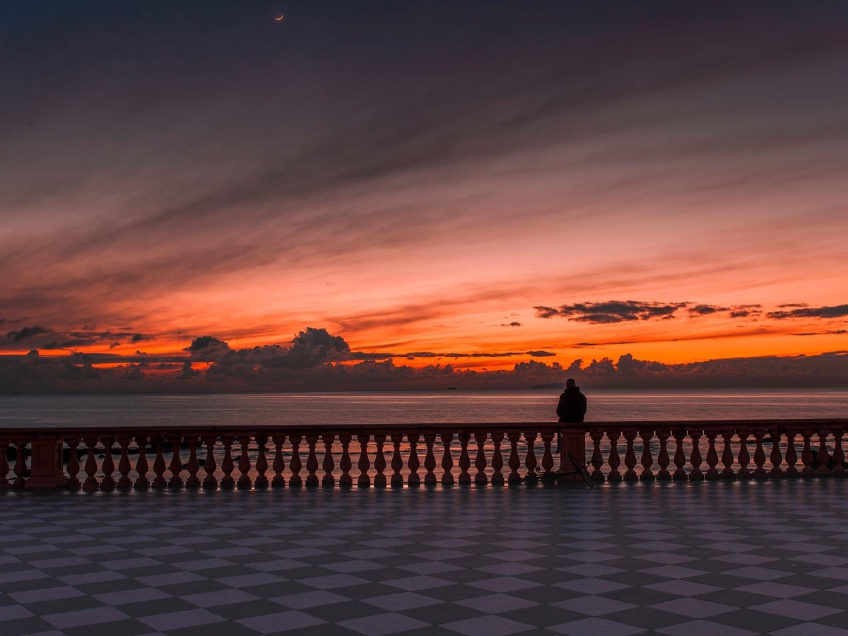 This is the end #sunset #sunsetcolors #sunsetphotography #livorno #terrazzamascagni