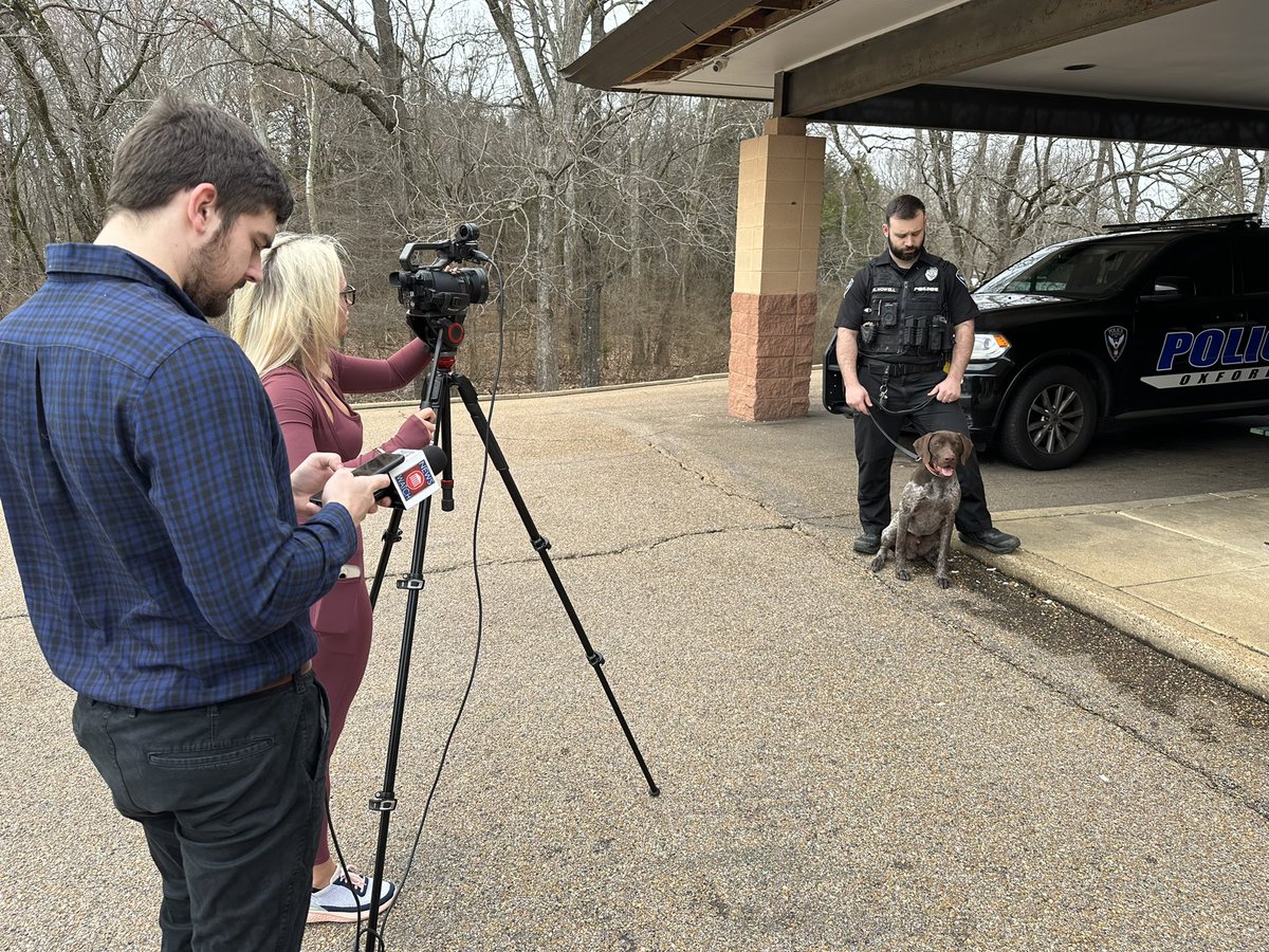 Oxford Police Department tweet media