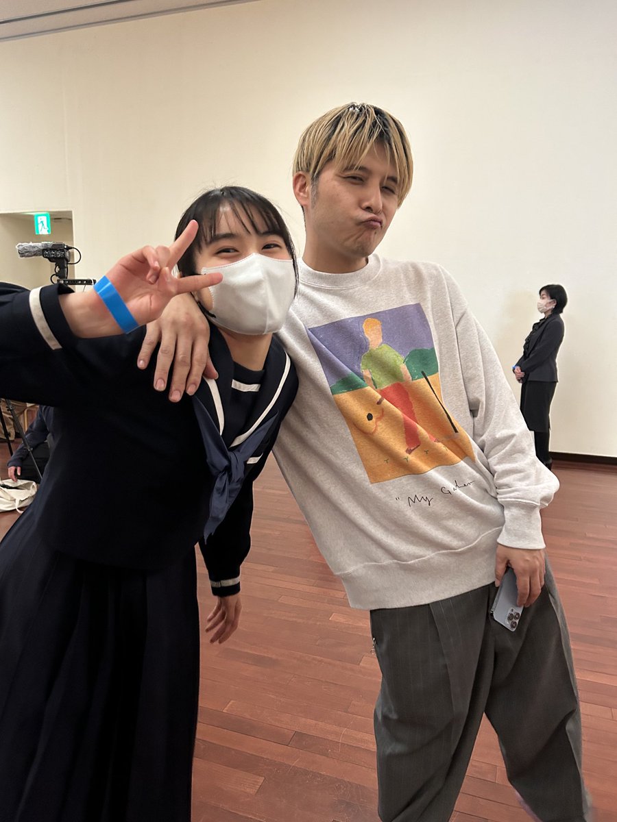 個展オープニングにて^_^ 僕とアオ^_^