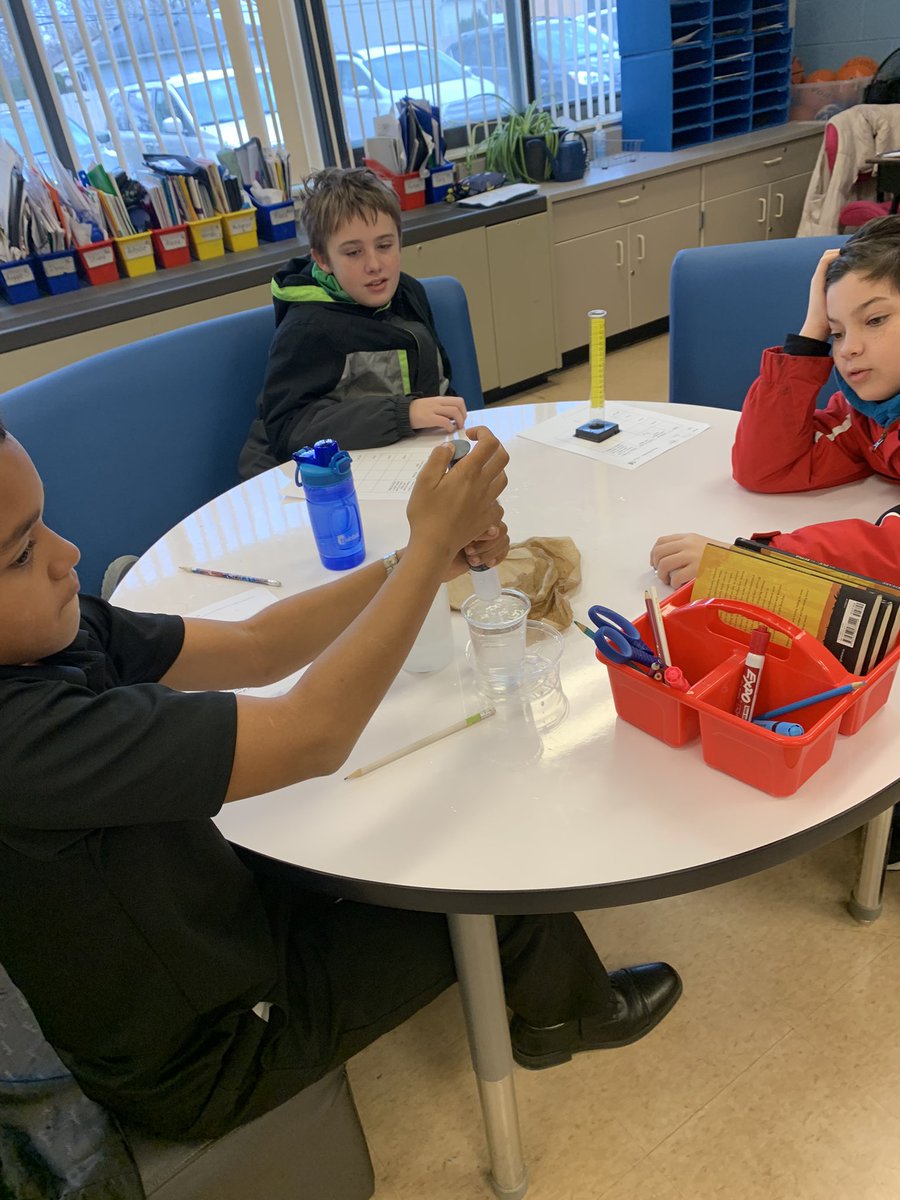 Water displacement experiment. A great deal of problem solving occurred today! #teamtwain #fraserfamily 🔬