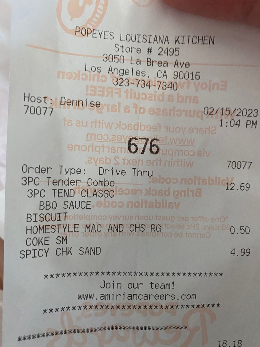 keuroberts's tweet photo. @Popeyes Why did I pay $.50 extra for this? https://t.co/h0T0B5XJR5