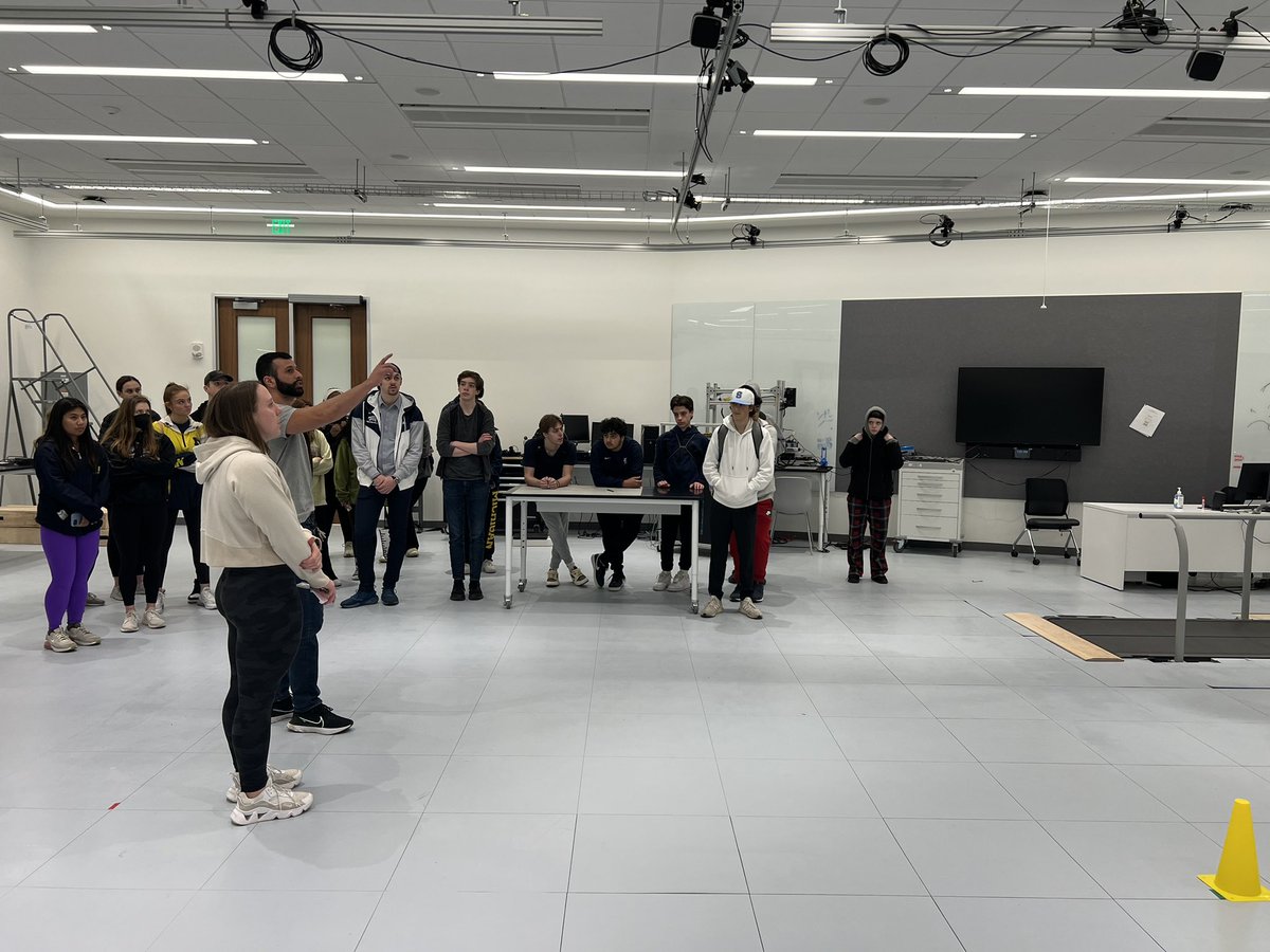 AAPS PE & Health (@aapspeandh) on Twitter photo Skyline’s Sports Medicine class had a great day visiting UofM’s Sports Performance Center & School of Kines. They connected with professionals in the field of Kinesiology & learned about UofM’s state of the art facilities. <a href="/A2schools/">A2 Public Schools</a> @A2SchoolsSuper <a href="/SkylineHighA2/">Skyline High School</a> Skyline’s Sports Medicine class had a great day visiting UofM’s Sports Performance Center & School of Kines. They connected with professionals in the field of Kinesiology & learned about UofM’s state of the art facilities. <a href="/A2schools/">A2 Public Schools</a> @A2SchoolsSuper <a href="/SkylineHighA2/">Skyline High School</a>