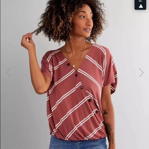 poshambassador2's tweet photo. So good I had to share! Check out all the items I'm loving on @Poshmarkapp from @pugn #poshmark #fashion #style #shopmycloset #americanvintage #hyfve #amicale: https://t.co/NBlHx1KULt https://t.co/qWfxxKp7KV