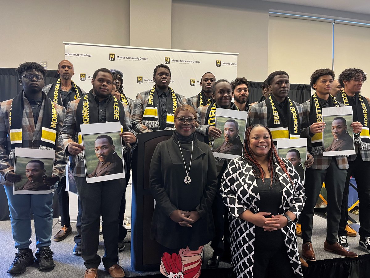 MonroeCC's tweet photo. Honoring the legacy of Dr. King during Black History Month, MCC held a celebration with gospel singing, poetry readings, and a keynote by Sabrina LaMar, President of Monroe County Legislature. #InspireEveryDay #BlackHistoryMonth #MonroeCC https://t.co/la1m6seaEx