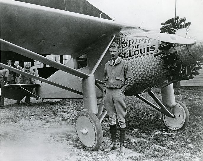 sjbrahm23's tweet photo. #histry
@RobersonAPUSH 

S1715381

Topic: Charles Lindbergh

Description: Flew the first non-stop solo flight across the Atlantic Ocean.

SPRITE: Technological - This flight proved to the world that airplanes could provide a safe, secure, and efficient mode of transportation. https://t.co/LqP9b7RJPe