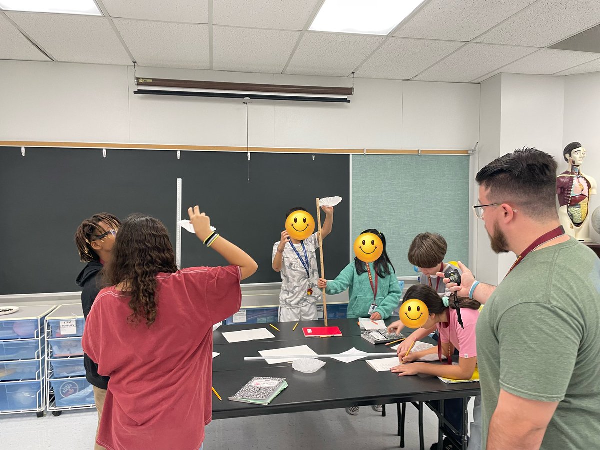 Mrs.Guajardo tweet media