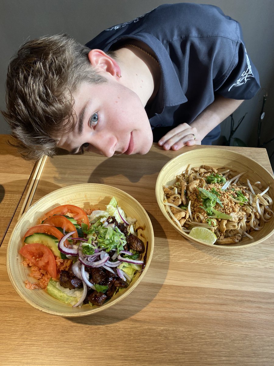Jadexmuls's tweet photo. Het eten was een 0/10 maar mijn date een 10/10 @Ward_Pans https://t.co/DCbuQhVQe8