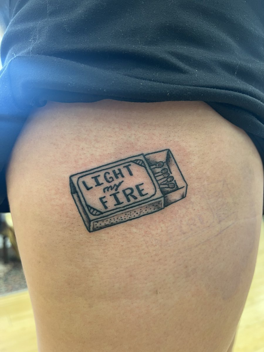 GatlinMcClun's tweet photo. Made at Crimson Tattoo!
#CrimsonTattooKC #KansasCitytattoo #traditionaltattoo #eagletattoo #matchbox #daggertattoo #rose https://t.co/AnzgLFaSDd