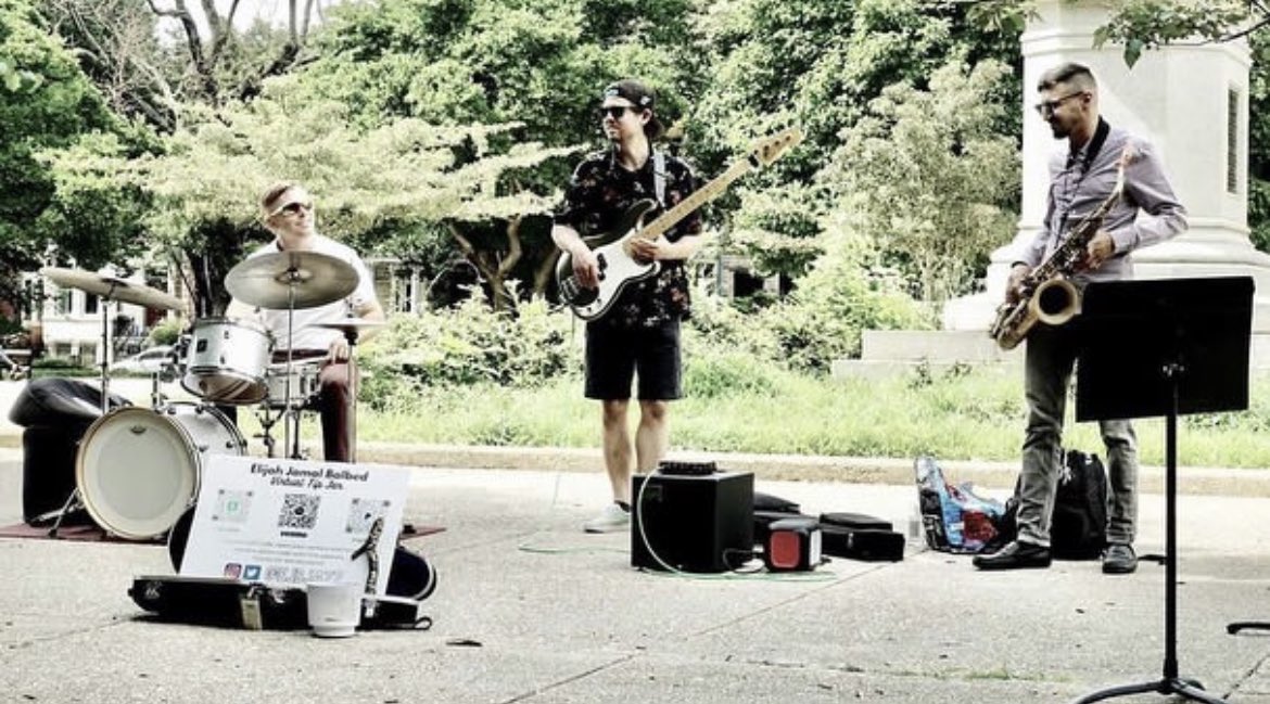 JazzMob DC is back! If you’re in or around Capitol Hill, stop by Lincoln Park and celebrate the nice weather with us! 5:30-7pm. #JazzMobDC