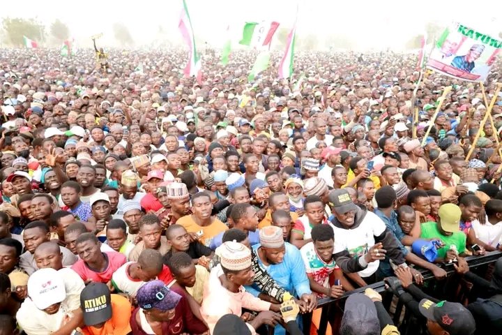 HabuAli72159204's tweet photo. Hello, North West 👋

Happening Now!

2023 PDP Atiku/Okowa Presidential Campaign Rally, in Dutse, Jigawa State. #RecoverNigeria.

North West for Atiku Abubakar 

#recovercrossriverwithpdp  #AtikuIsComing2023 #WeWantPDPBack #RESETNigeria.
#kwayogumel. https://t.co/2NTV3x0iAm