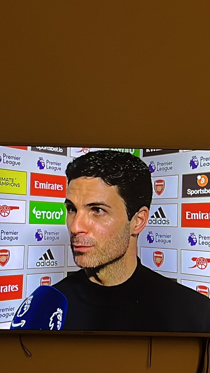 izzy_THFC_'s tweet image. watching this is actually so funny😂