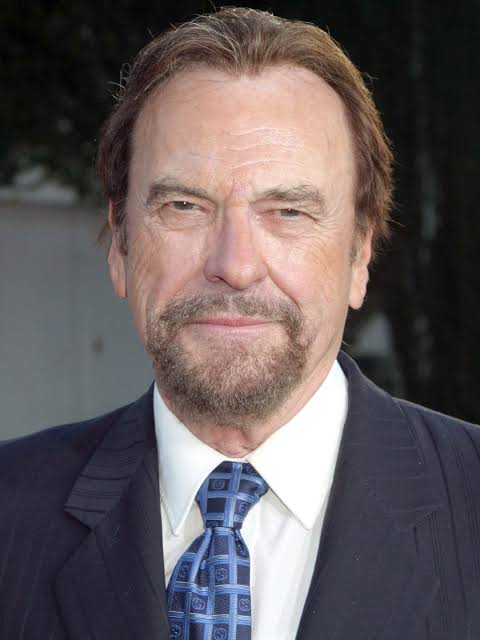 First movie or series you think of when you see Rip Torn? 

#RipTorn