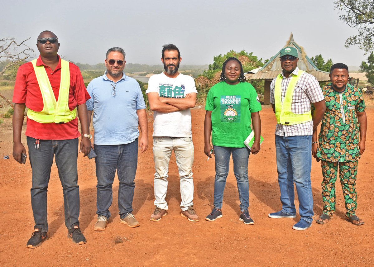 BenueRaamp's tweet photo. MESSRS TRIACTA NIG LTD, the Contractor handling the 30Km road, Tomatar-Tomanyiin-Ormeagh-Akor-Tse-Iordye Road in Guma LGA, prepares to handover the road to Benue State Government via BN-RAAMP; as work nears completion.
#RURALACCESS #INGODWETRUST #BENUERAAMP https://t.co/FGmQki1PdW