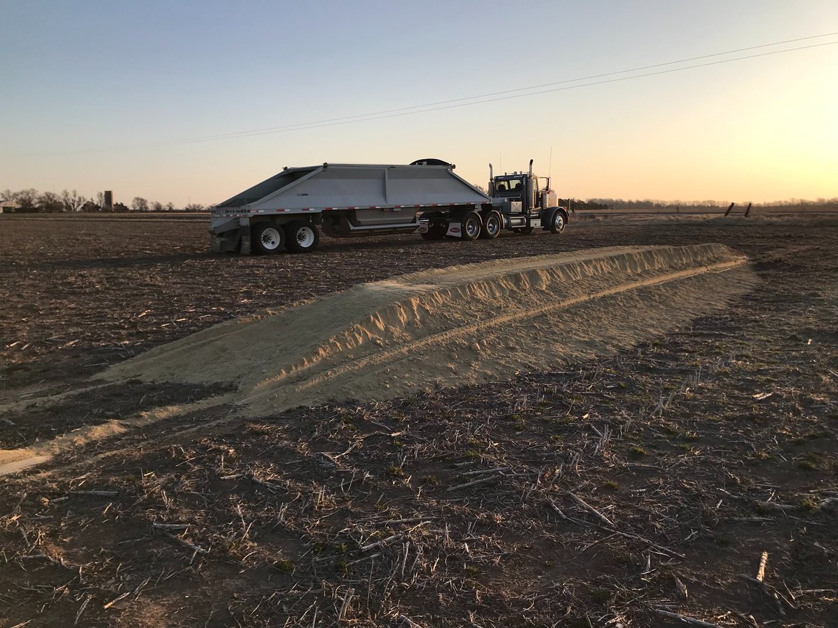 triplethreatag's tweet photo. We still apply lime in the cold months! It's a great time to get your fields tested and treated before work picks up again. You can call to book with us so we can find the perfect lime treatments for your fields. #TripleThreatAg #LimeSpreading #SoilpH #pHMatters https://t.co/6GDCVJF7nh