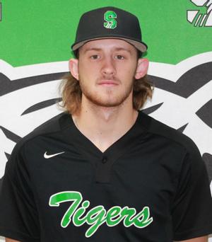 Kwolvesbaseball's tweet image. Belated shout out to #WolfPack '20 alumni #26 @jacobbarcikowsk on the start of the season for @SalemBSBL last weekend!

The Tigers are sure to bounce back this coming weekend.  #ControlThePACE #JuiceBox