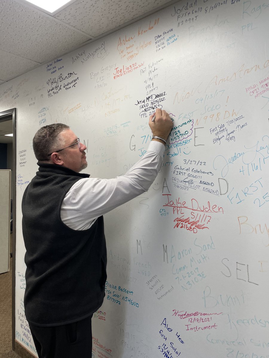 Hard work pays off! Congratulations to Josh McDaniel for becoming a private pilot!! 👏🎉👍

#privatepilot #flymcair #airplane #aviation #colorado #cessna #plane #flightschool #flighttraining #aircraft #skyhawk #aviationlovers #flight #pilot
