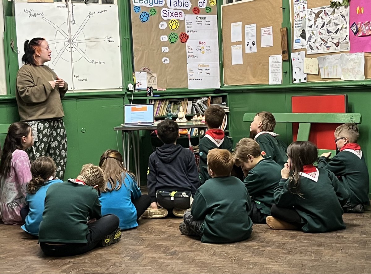 boldventurepar1's tweet photo. What a good night tonight learning about Buddhism with a bit of meditation thrown in as well. #worldfaithbadge #cubscouts #skillsforlife #Buddhism https://t.co/oERWyGuJ09