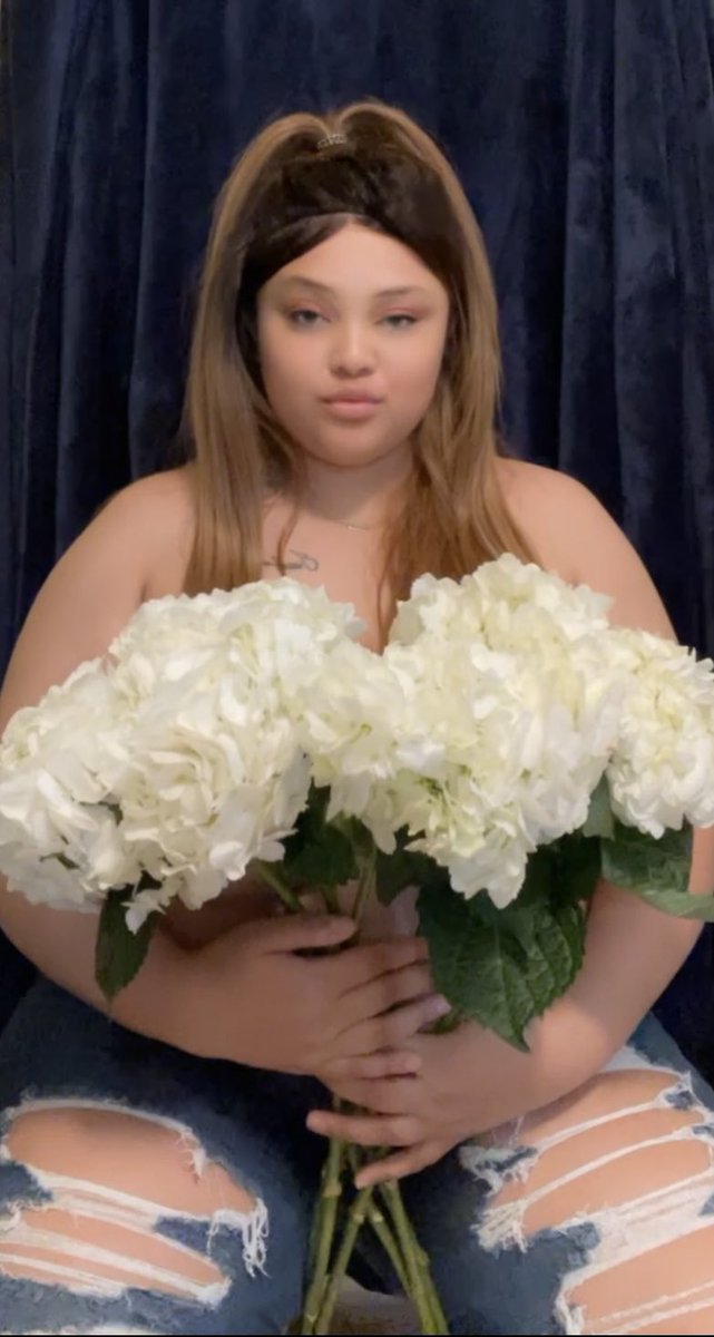 Taneshia🌺 tweet media