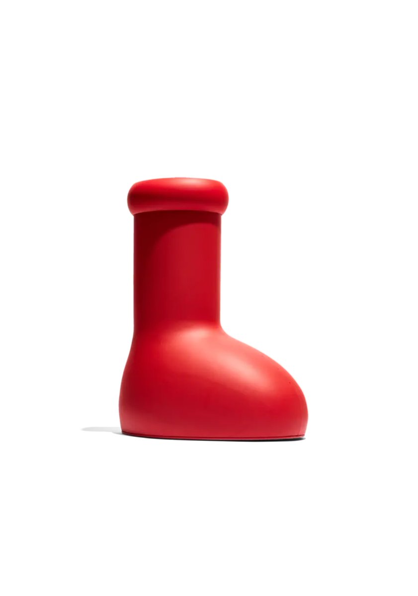 O_Saloio's tweet photo. Isto vai tendência 2023! ☝️😎
#MSCHFBigRedBoot #ModaSaloio 🔥 https://t.co/P4BehEvefA