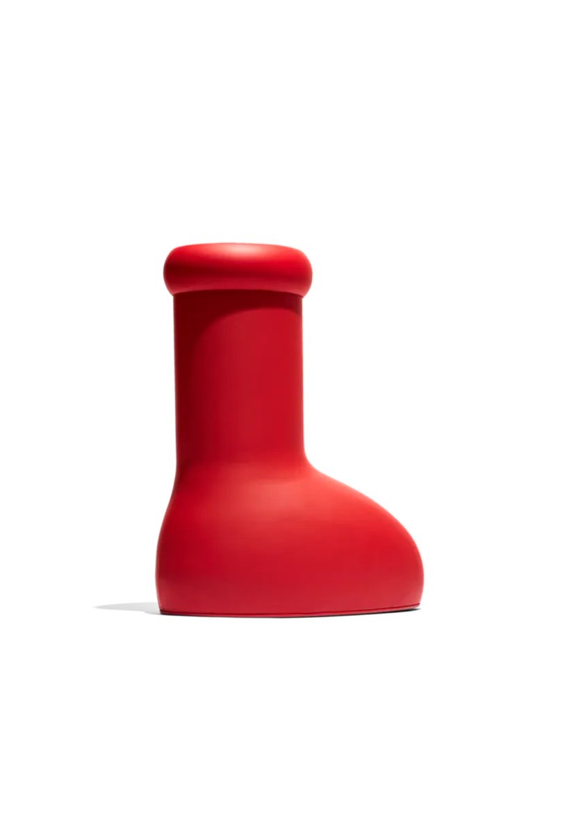 O_Saloio's tweet photo. Isto vai tendência 2023! ☝️😎
#MSCHFBigRedBoot #ModaSaloio 🔥 https://t.co/P4BehEvefA