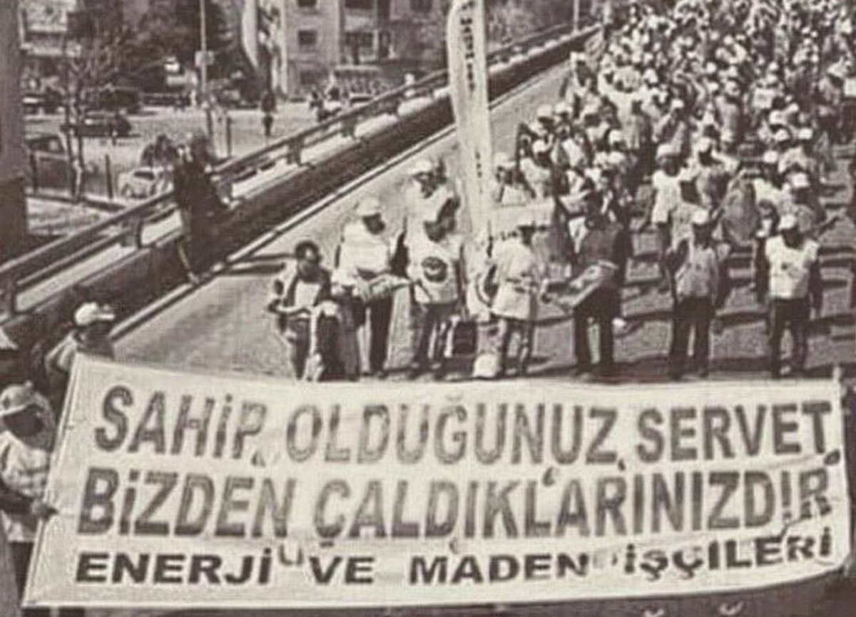 Nalagndz's tweet photo. “Sahip olduğunuz servet bizden çaldıklarınızdır.” https://t.co/CkHkykpj68