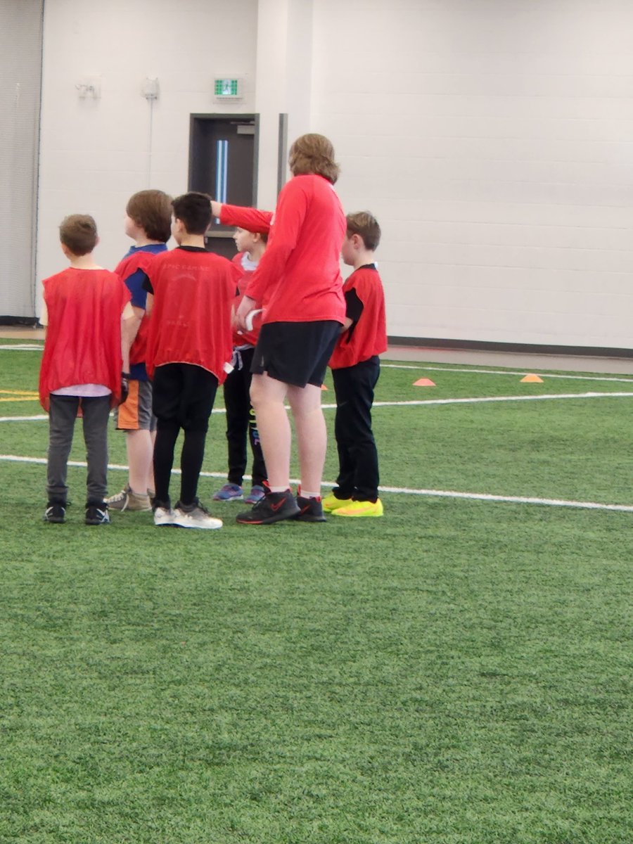 CWcseagles's tweet image. Seniors taking the lead in our WMF touch football sessions!