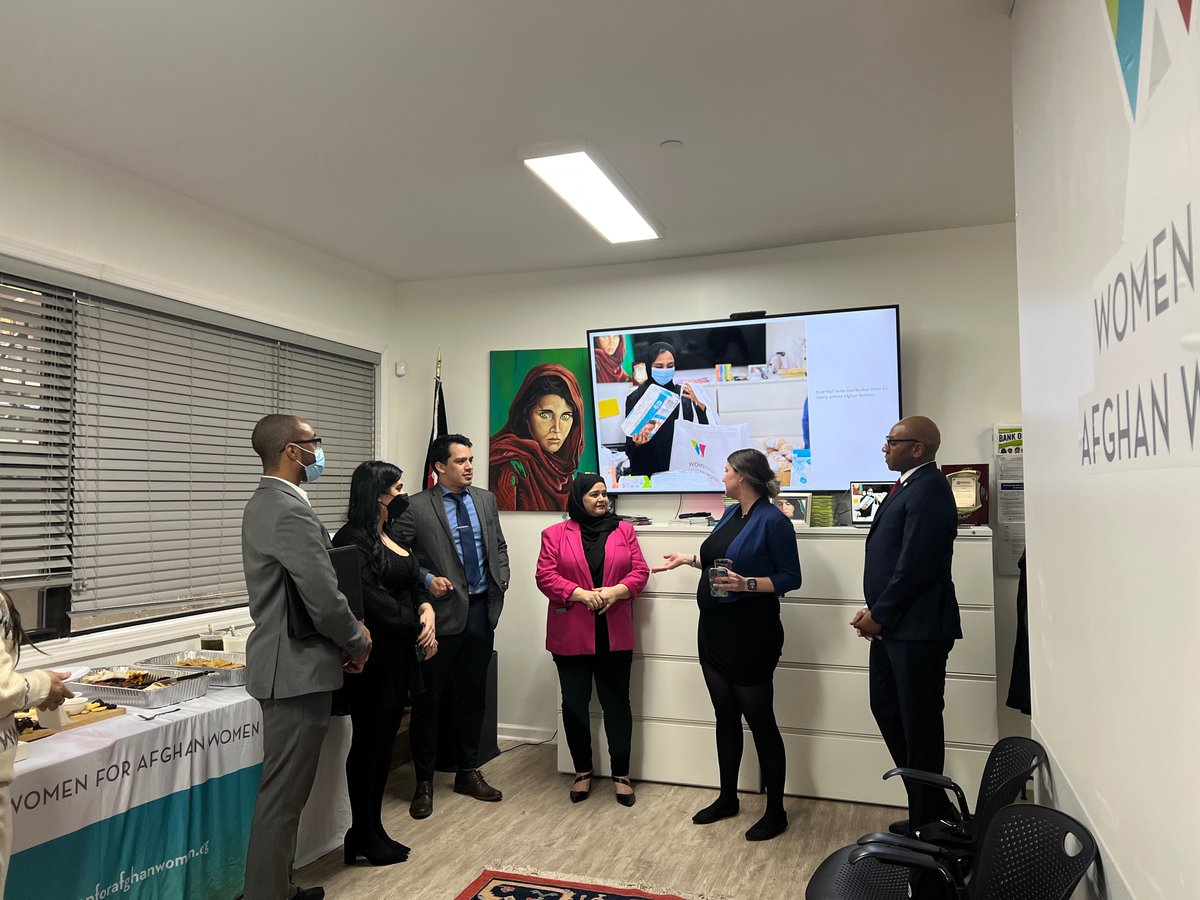 WAWHumanRights's tweet photo. As part of @NYCMayorsOffice initiative #BreakingBreadBuildingBonds, @WAWHumanRights was proud to host a reception at our New York Community Center today! Thank you @DRichardsQNS Council Member James Gennaro's office, Atia Shahnaz, Muslim Liaison to @mayorsCAU for attending! https://t.co/WgwTfMbkKh