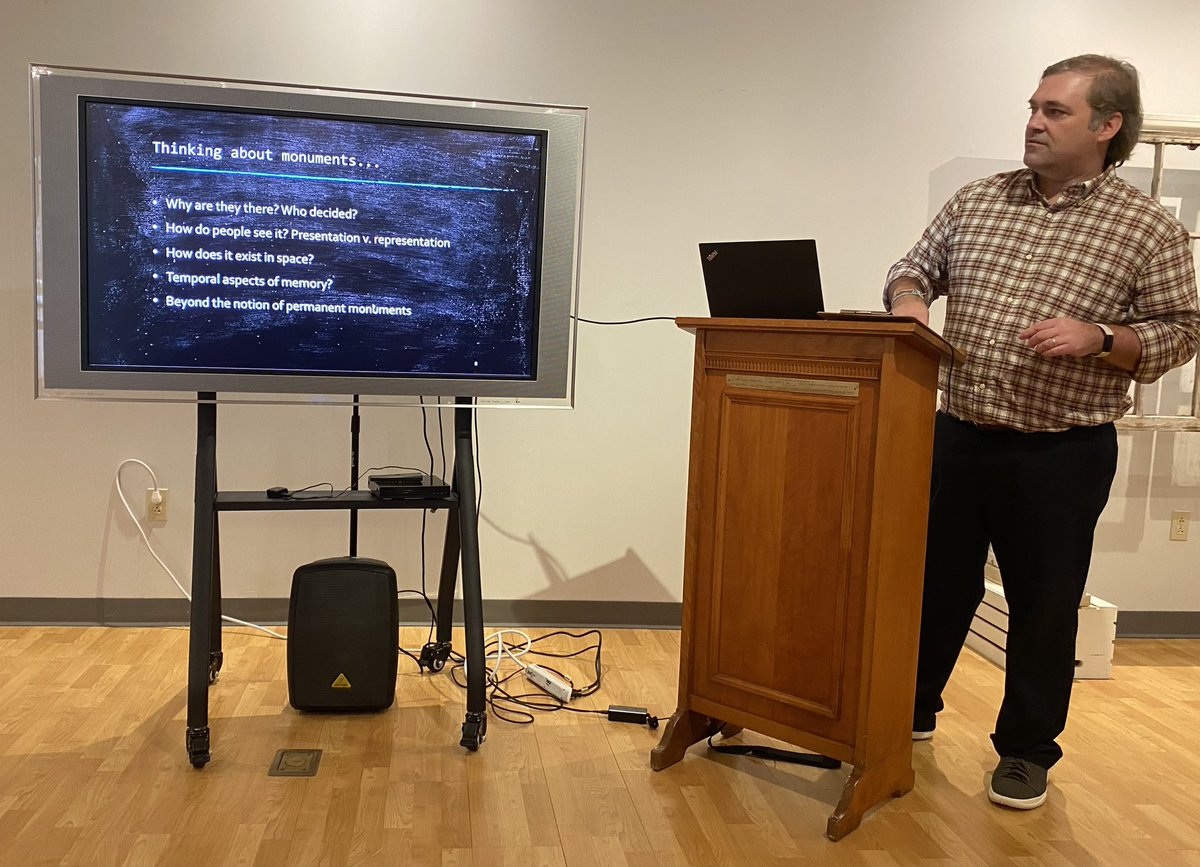 DeltaStateDSSH's tweet photo. WOO! Congratulations again to Dr. Justin Krueger for winning Mississippi Humanities Council Teacher of the year for DSU!

Thank you to everyone who came out to celebrate with us and enjoyed Dr.Krueger’s amazing presentation! https://t.co/10dcvU5lTY