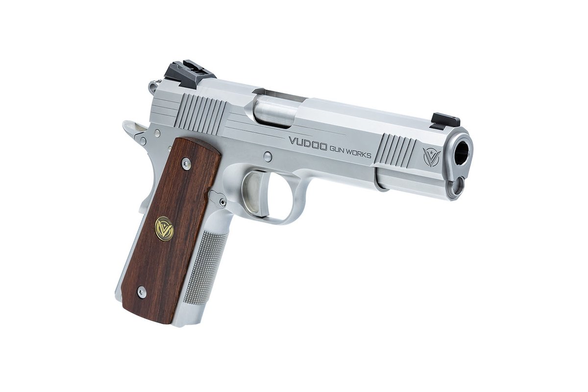 mdsoptics's tweet photo. SURPRISE – Vudoo Gun Works Announces The Möbius 1911 https://t.co/MRRctiOTKW https://t.co/nrWr5sfn6V