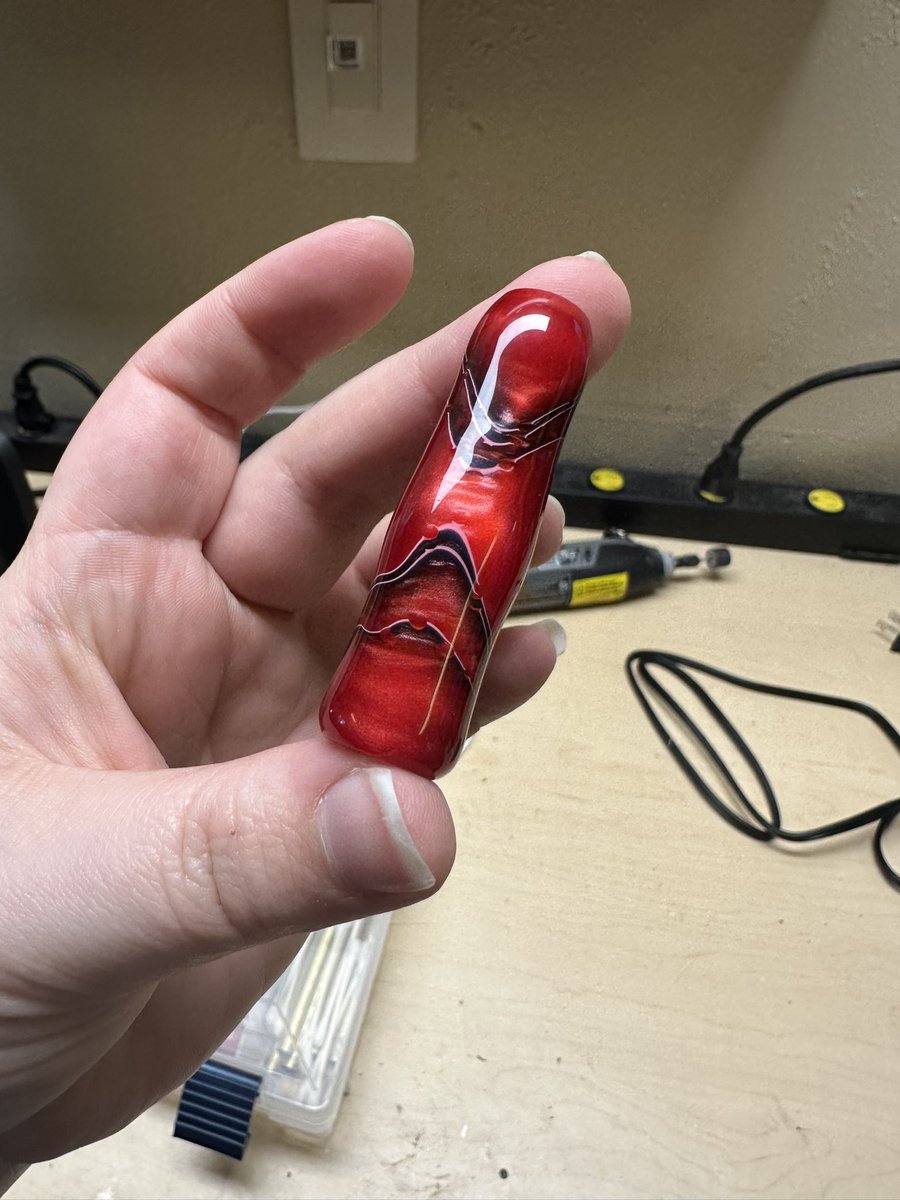 rb2m94's tweet image. #creativecompatriots entry! I did the thing! I turned a seam ripper!