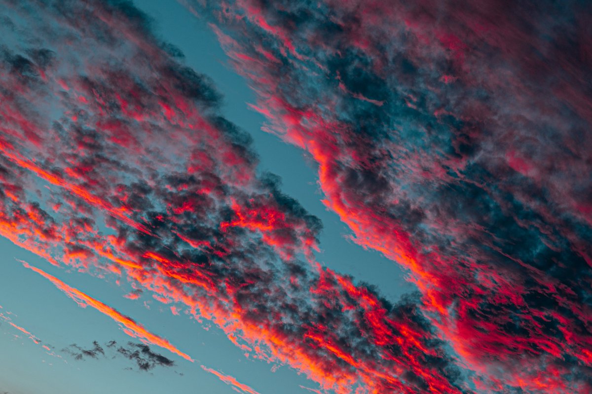 vastdepth's tweet photo. Some cloud abstracts I've been playing around with lately https://t.co/n15Y6Va0dh