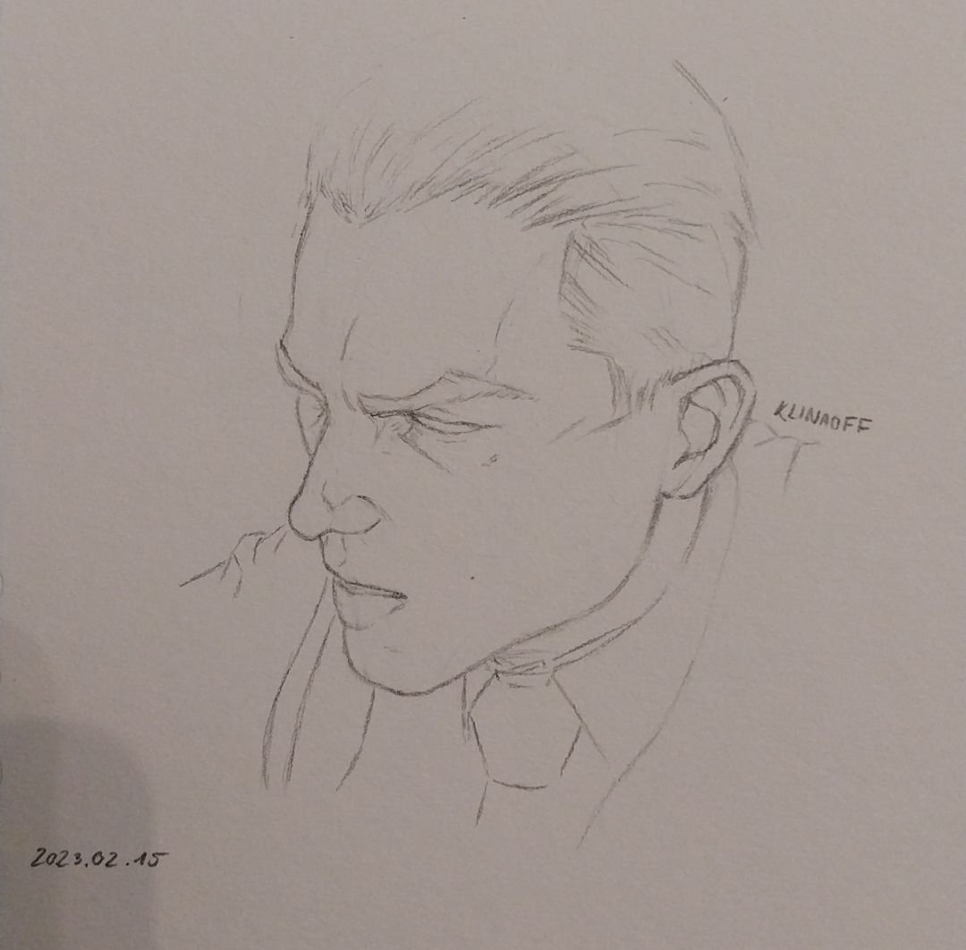 DrawdrawL's tweet photo. A little traditional sketch (in progress) of Volker Bruch cause Babylon Berlin is cool. https://t.co/wcg39Xgk1E